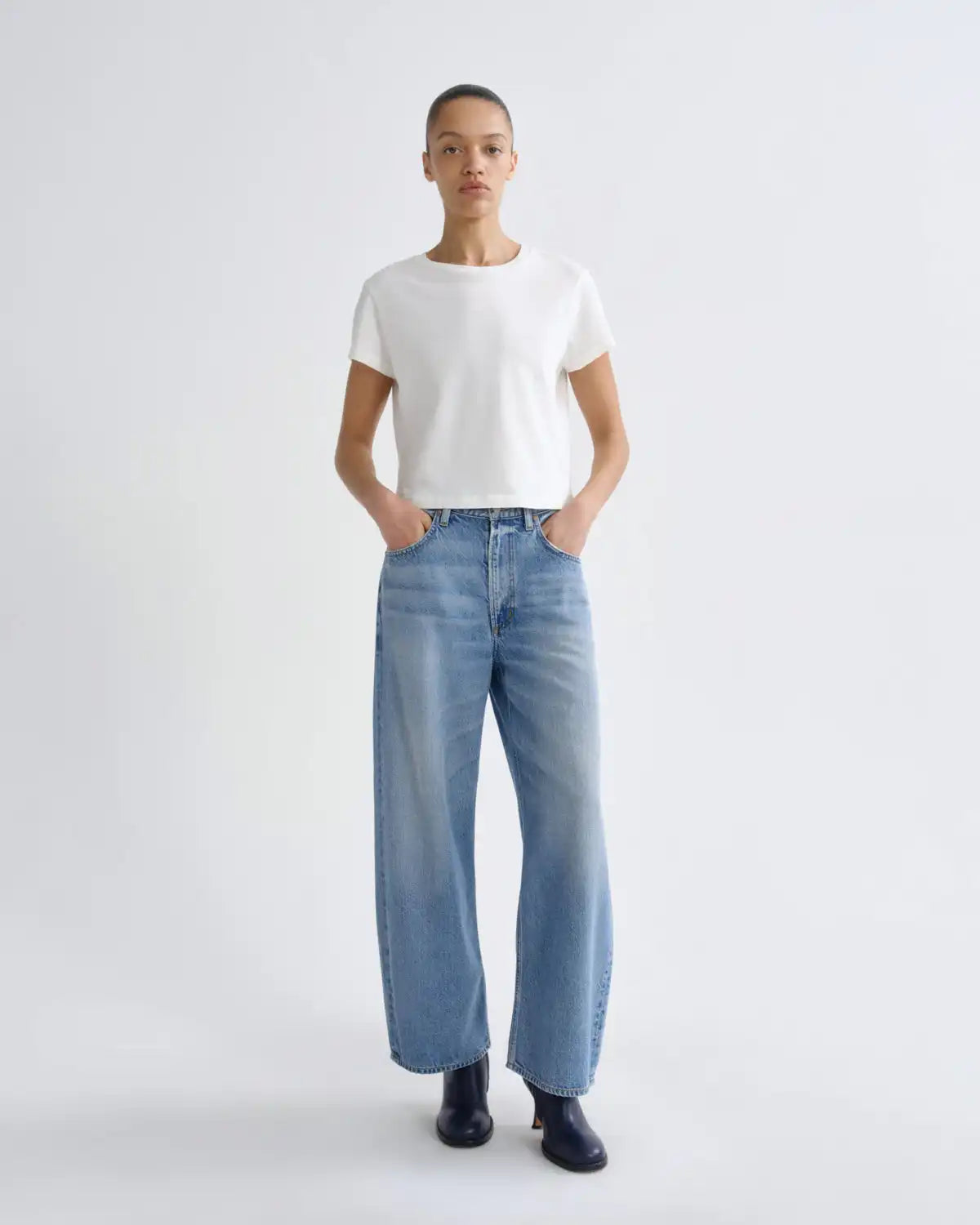 Low Curve Crop Jean (Flyweight) in Chord