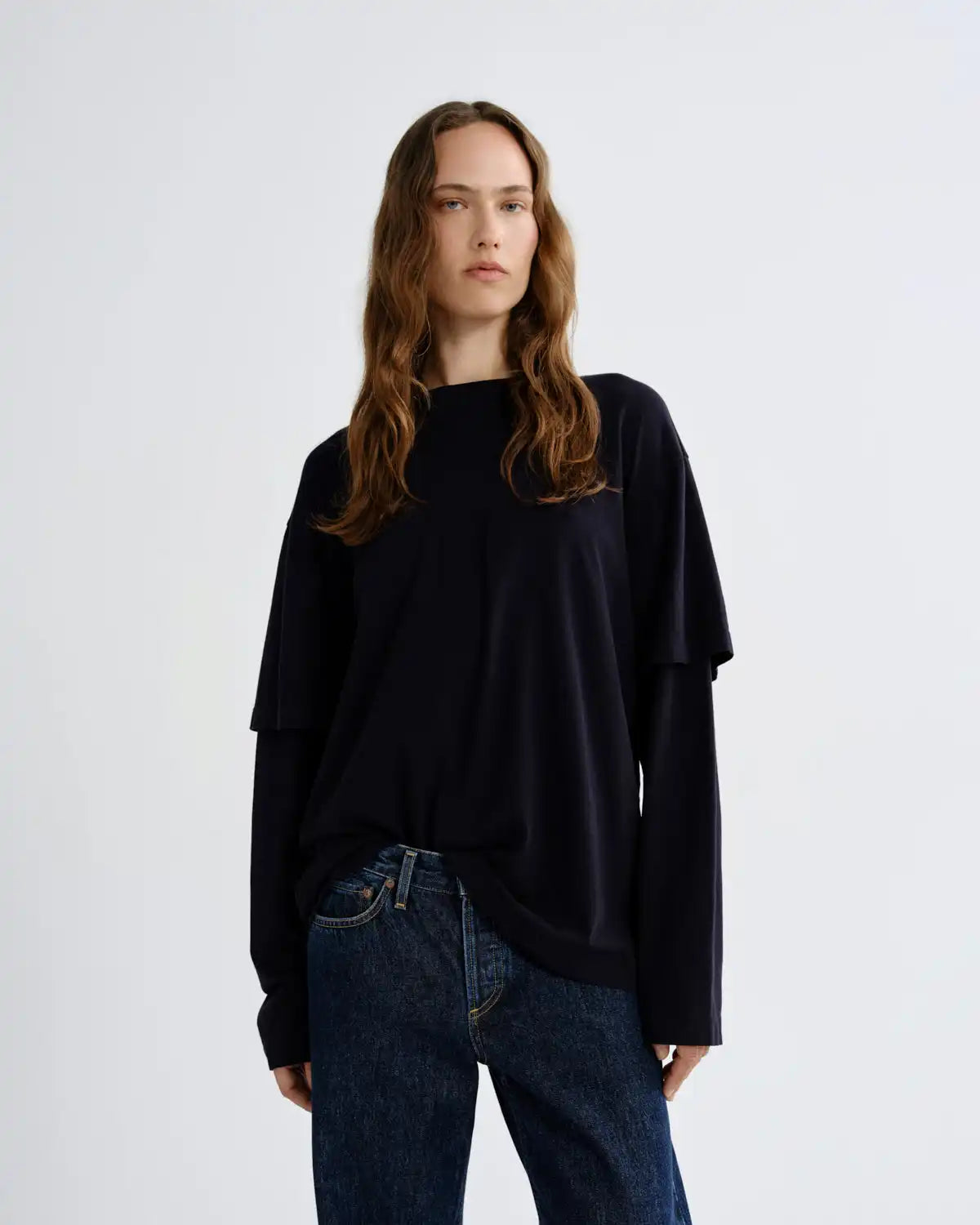 Lois Tee in Obscura