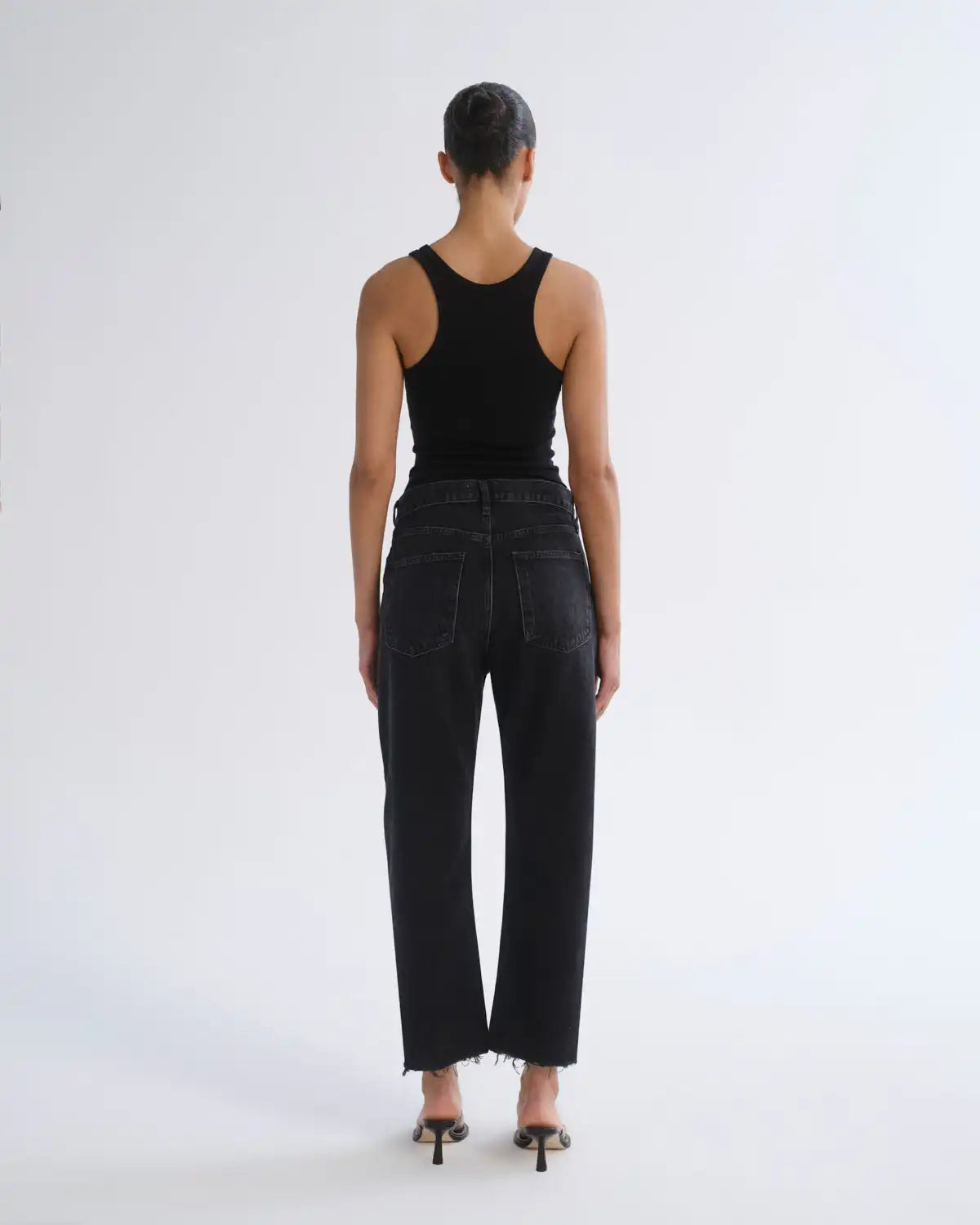 90's Crop Mid Rise Straight (Weightless) in Tar