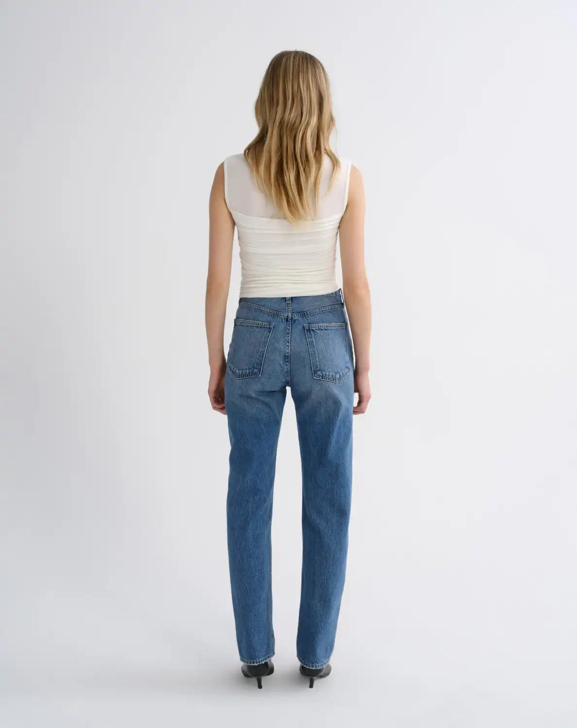 90's Pinch Waist High Rise Straight Long (Weightless) in Circulate