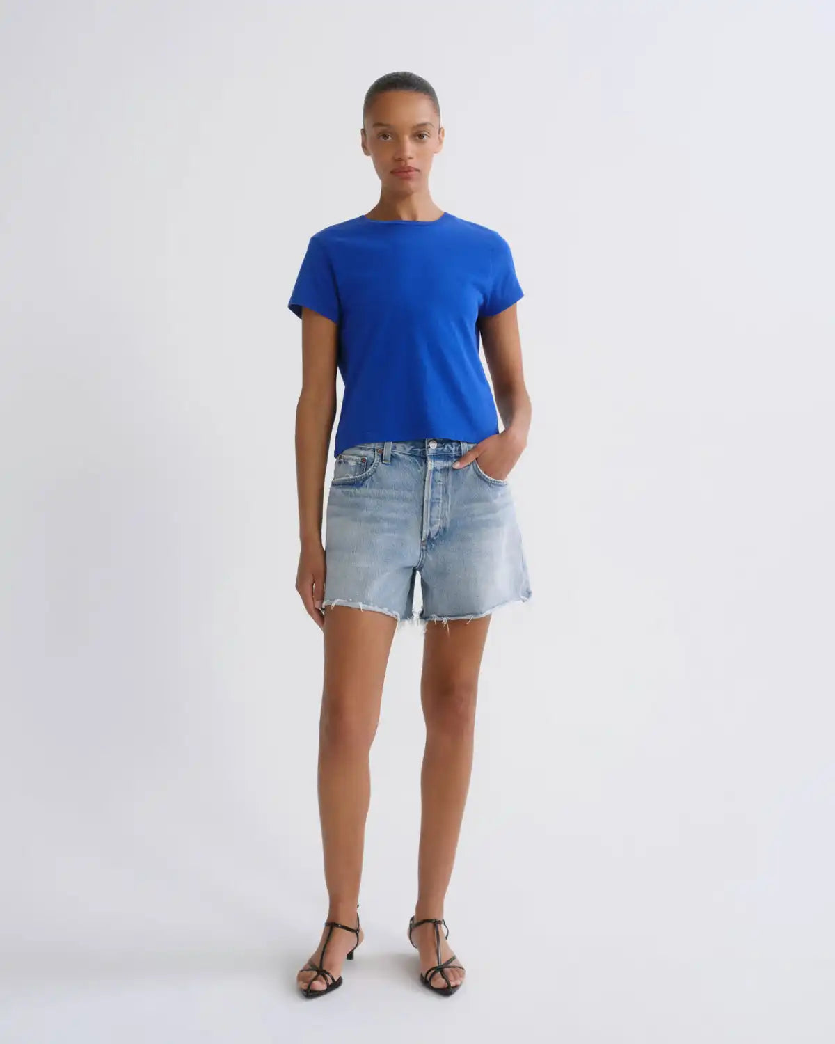 Nye Short in Post