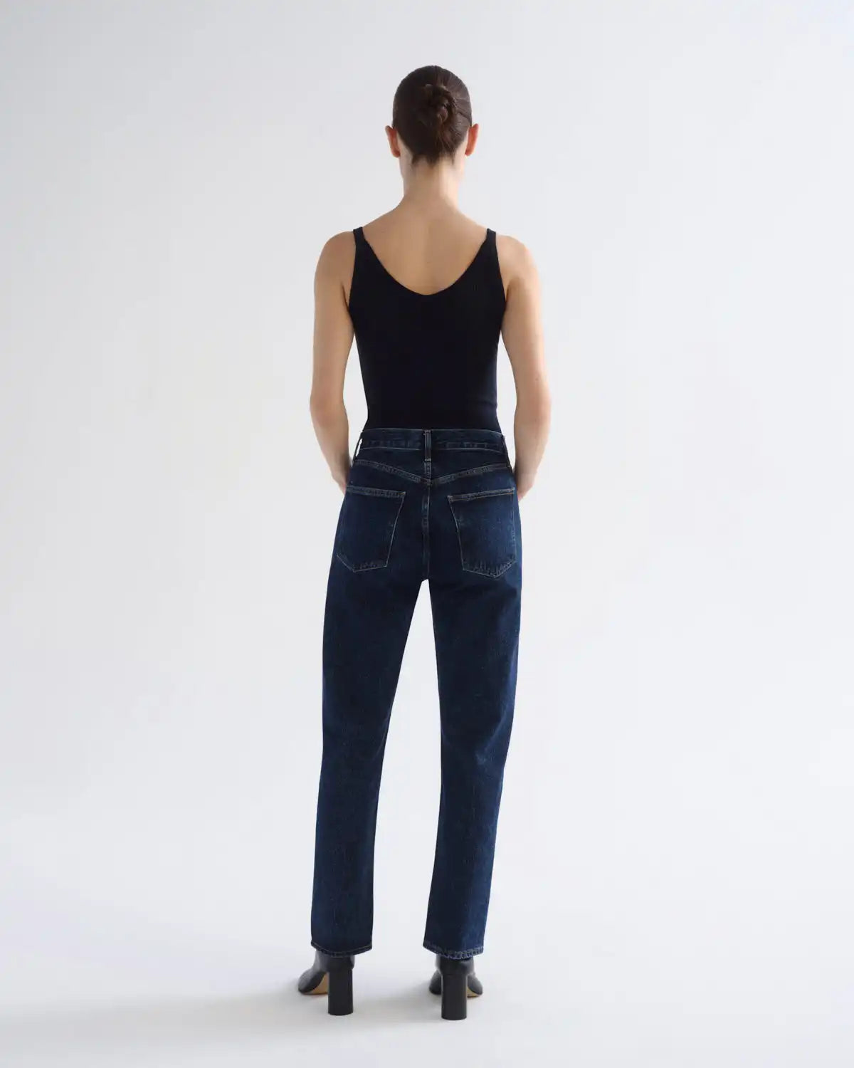 90's Pinch Waist High Rise Straight in Pendulum