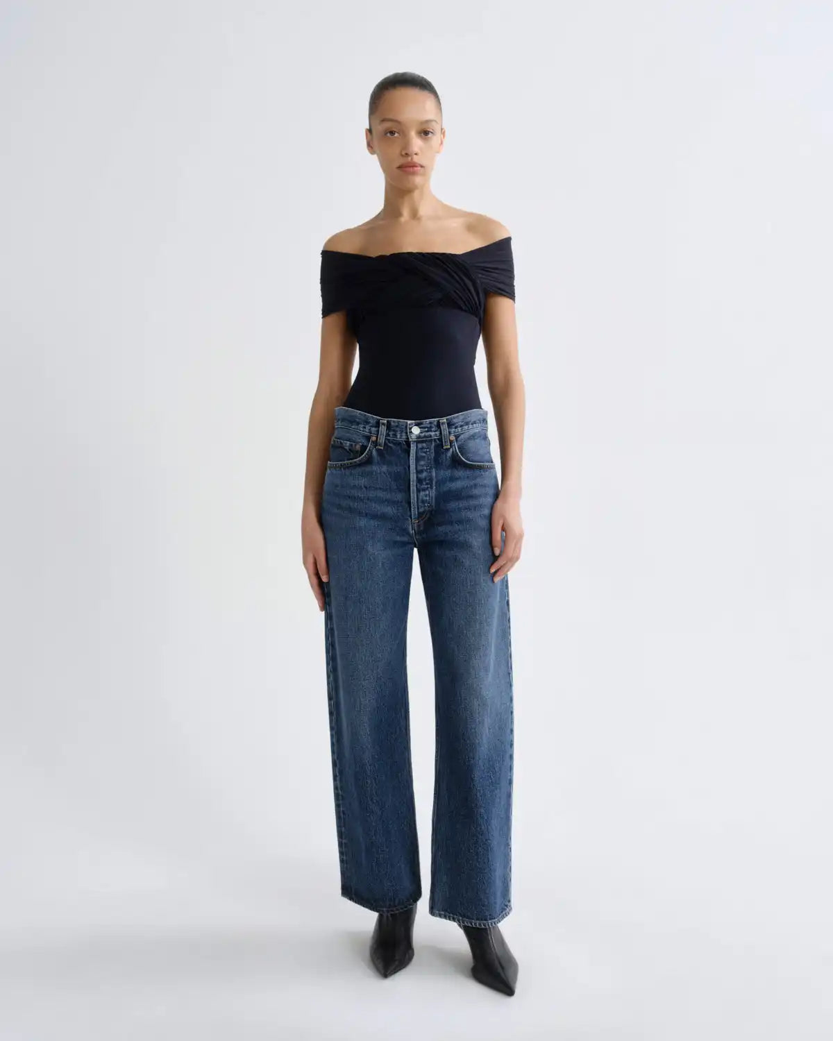 Arc Jean 29" in Shortwave