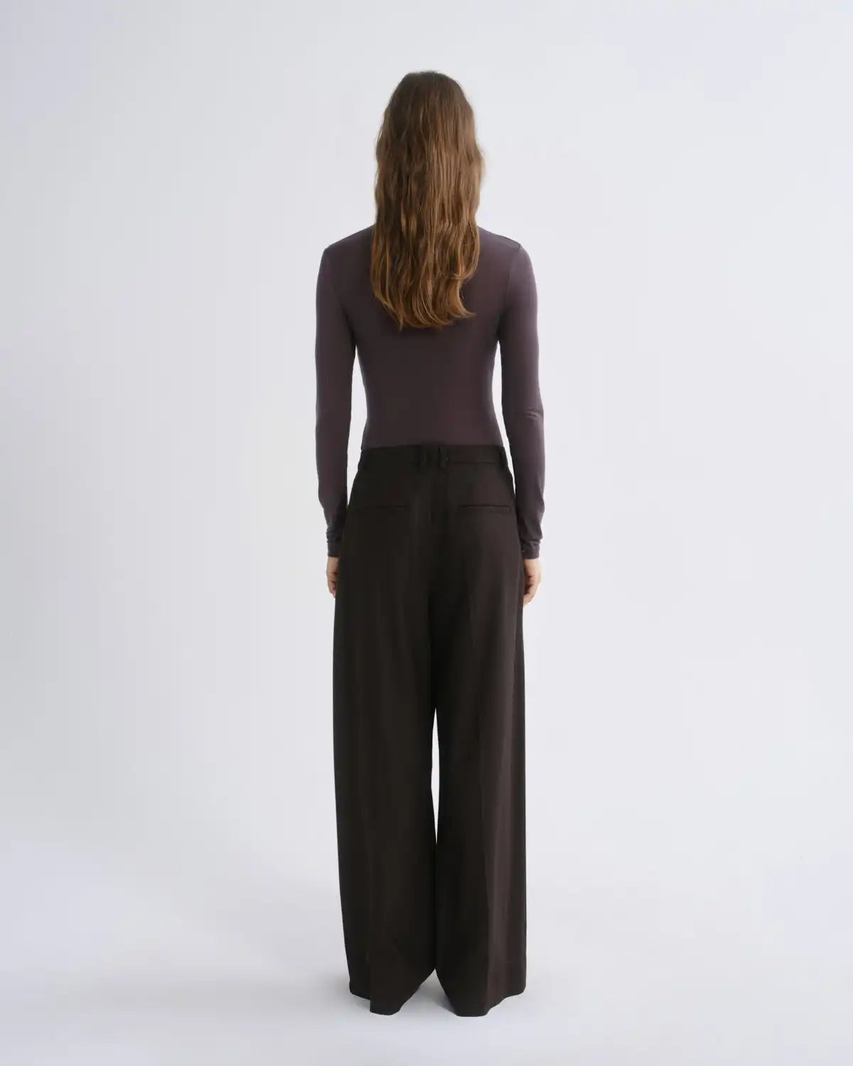 Pascale Turtleneck in Raisin
