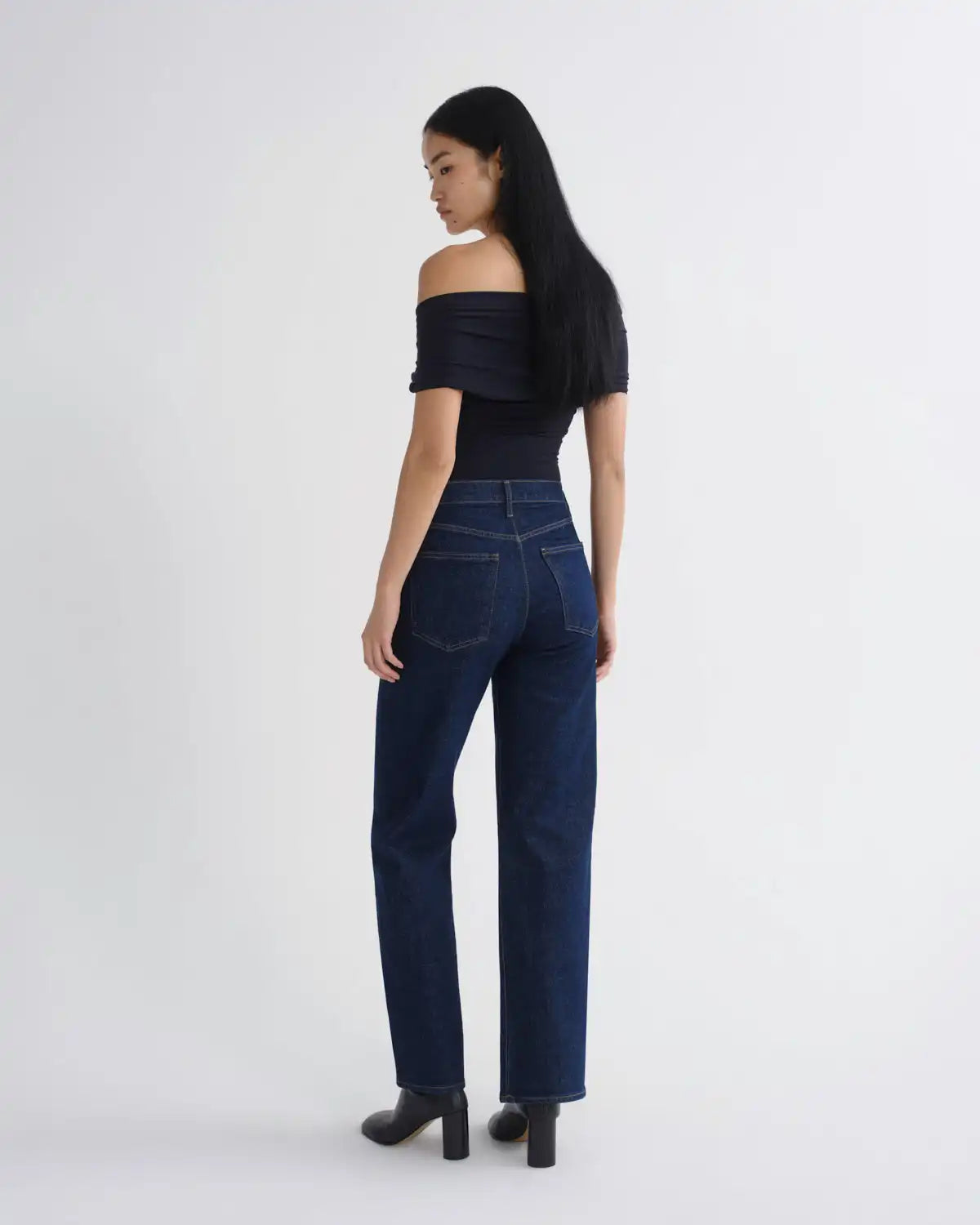 Harper Straight Jean (Stretch) in Reissue