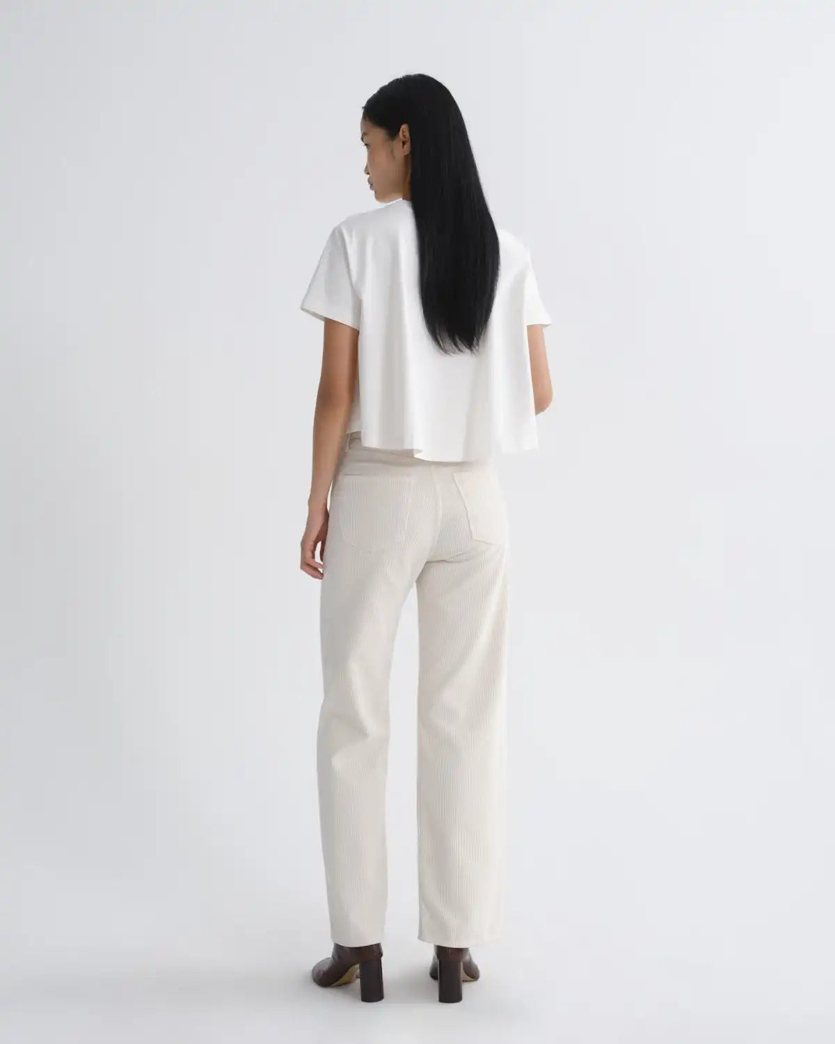 Ren Jean 32" (Corduroy) in Bone