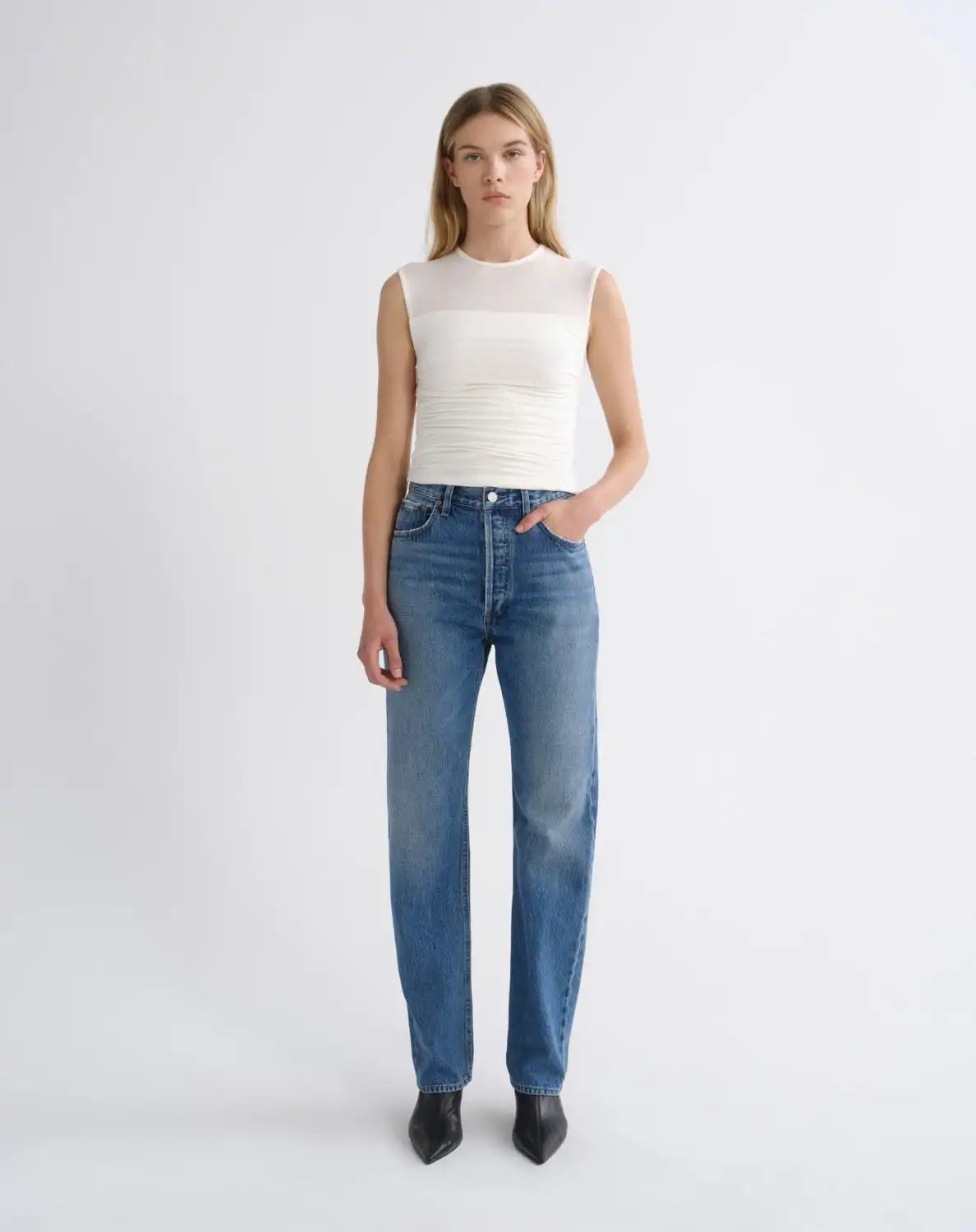 90's Pinch Waist High Rise Straight Long (Weightless) in Circulate