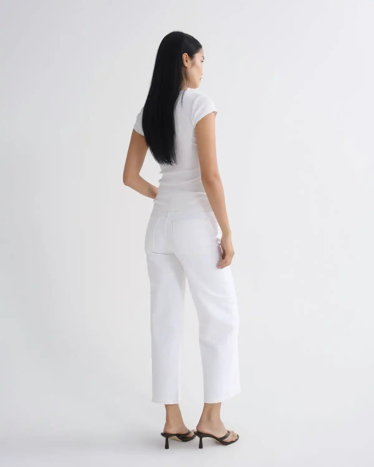 Harper Crop Jean (Comfort Stretch) in White Wash