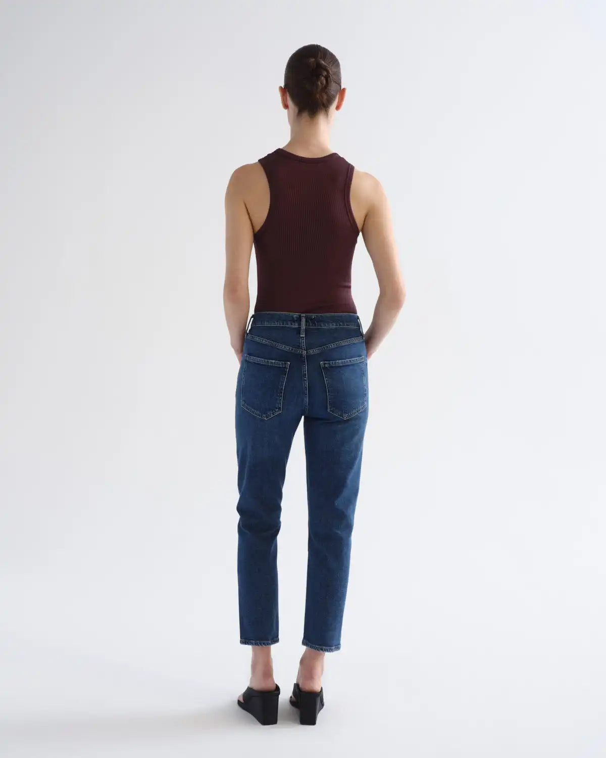 Riley High Rise Straight Crop (Weightless Stretch) in Slick