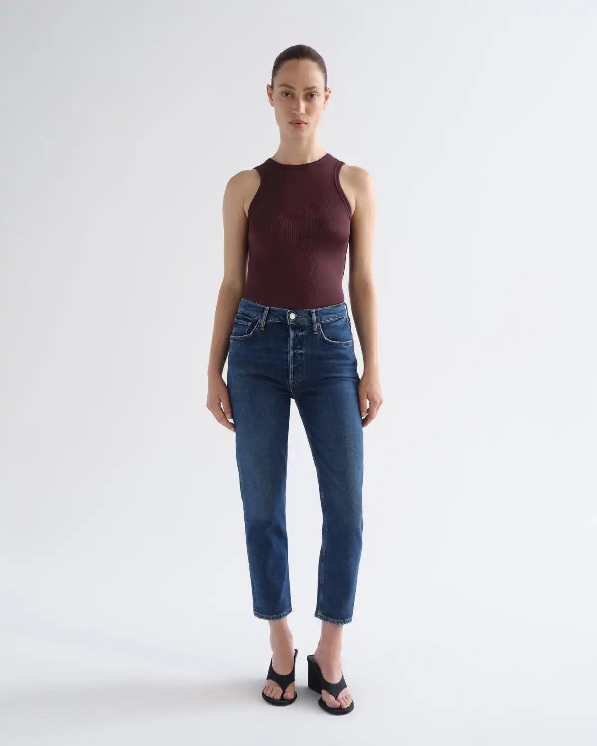 Riley High Rise Straight Crop (Weightless Stretch) in Slick