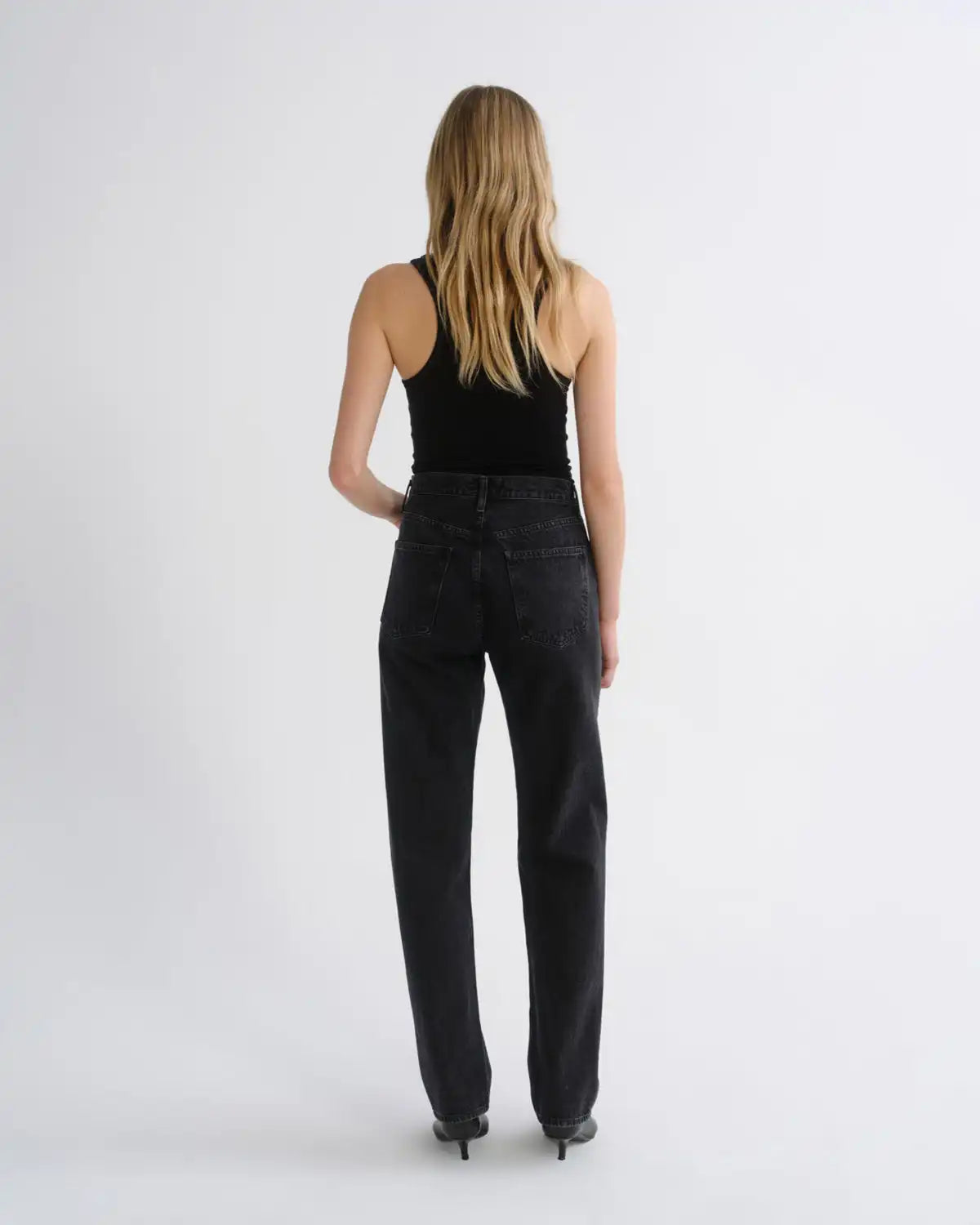 90's Pinch Waist High Rise Straight Long (Weightless) in Vanta