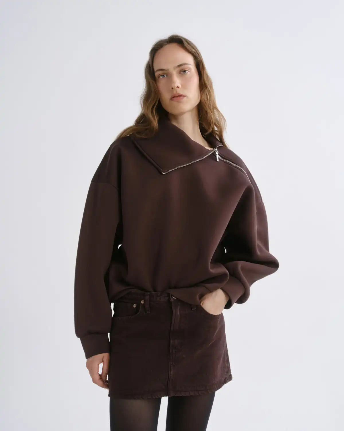 Coyle Sweatshirt in Deep Roast