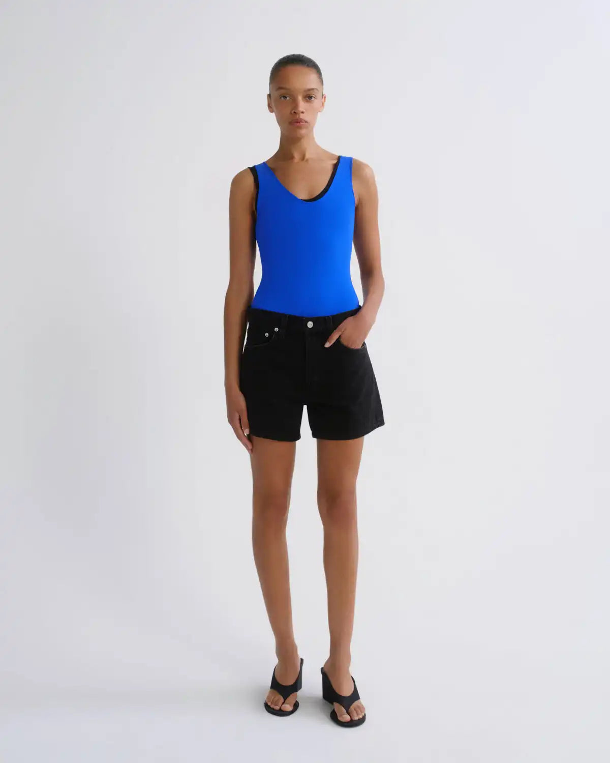 Parker Long Short (Weightless) in Phase
