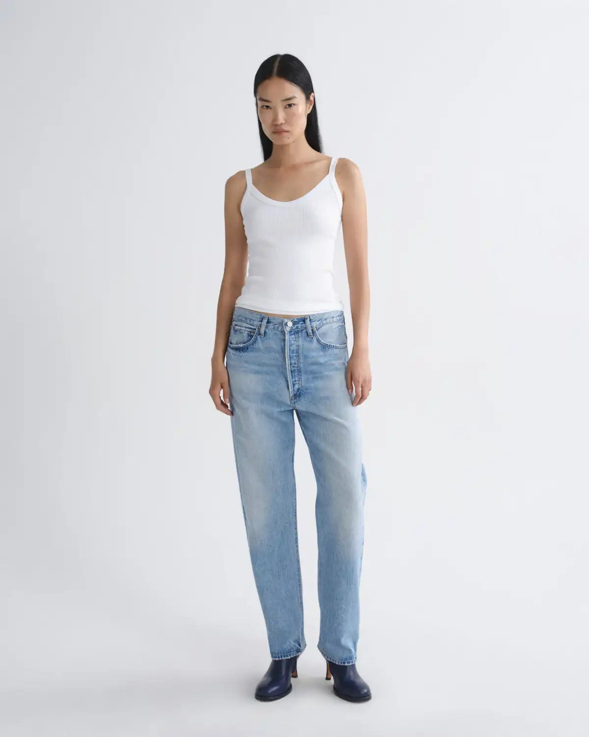 90's Jean Mid Rise Straight (Weightless) in Stream