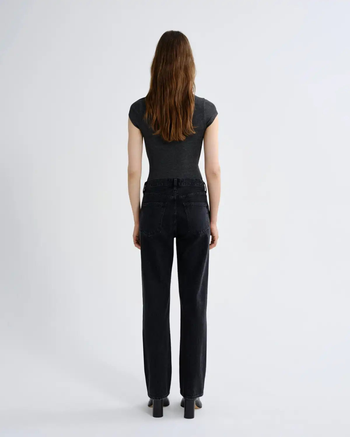 Lana Jean (Weightless) in Vanta