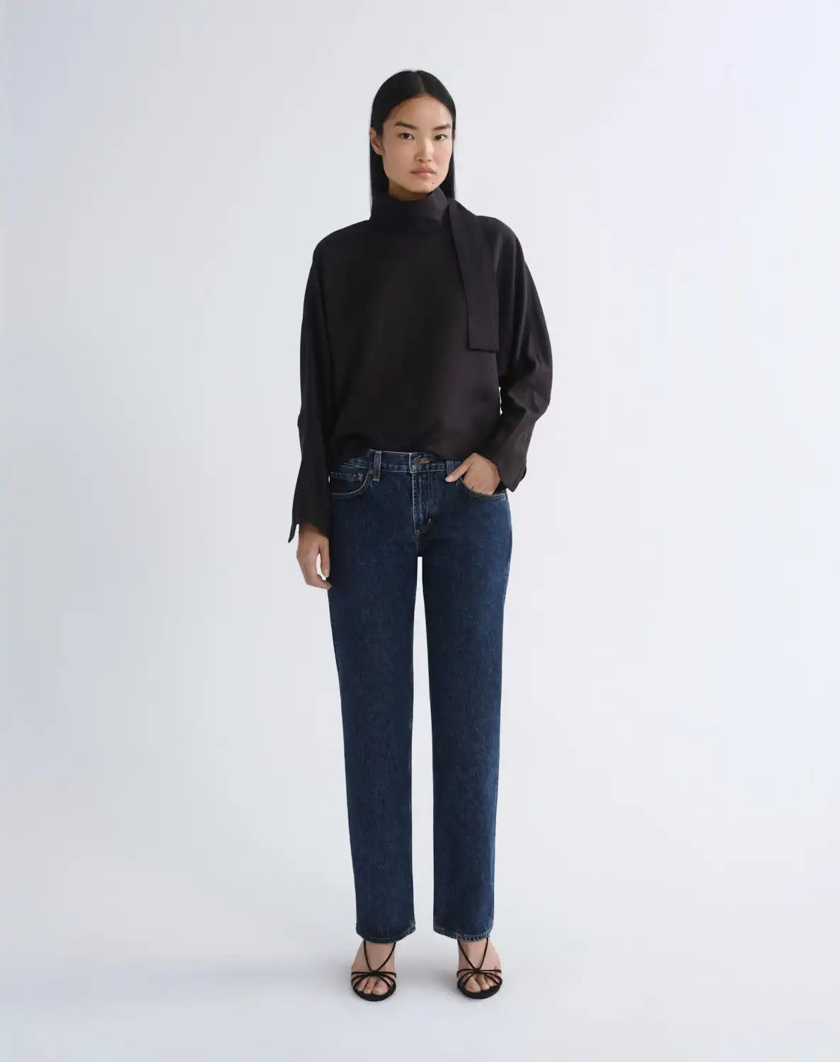 Low Rise Slim in Pendulum