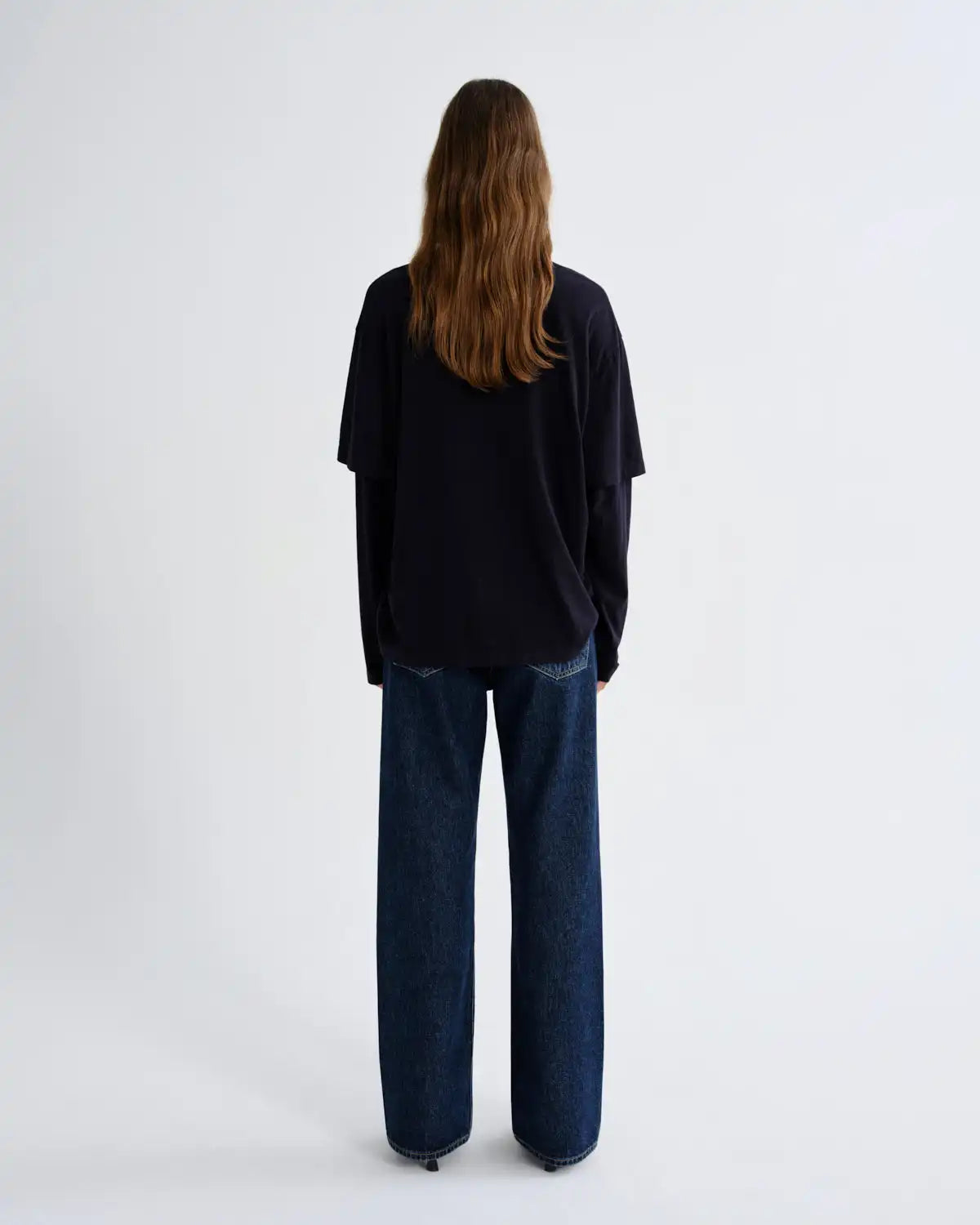 Lois Tee in Obscura