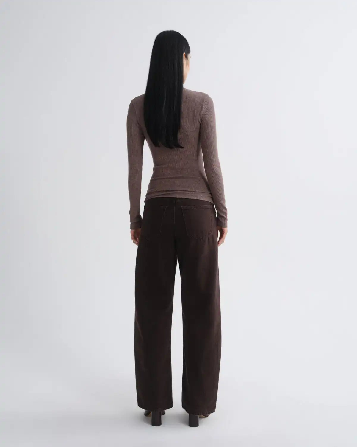 Delphi Slim Tee in Ceramic