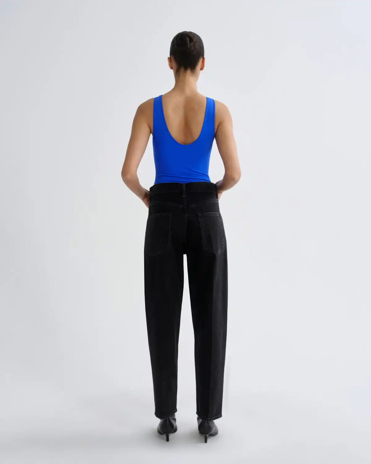 80's Jean (Weightless) in Phase