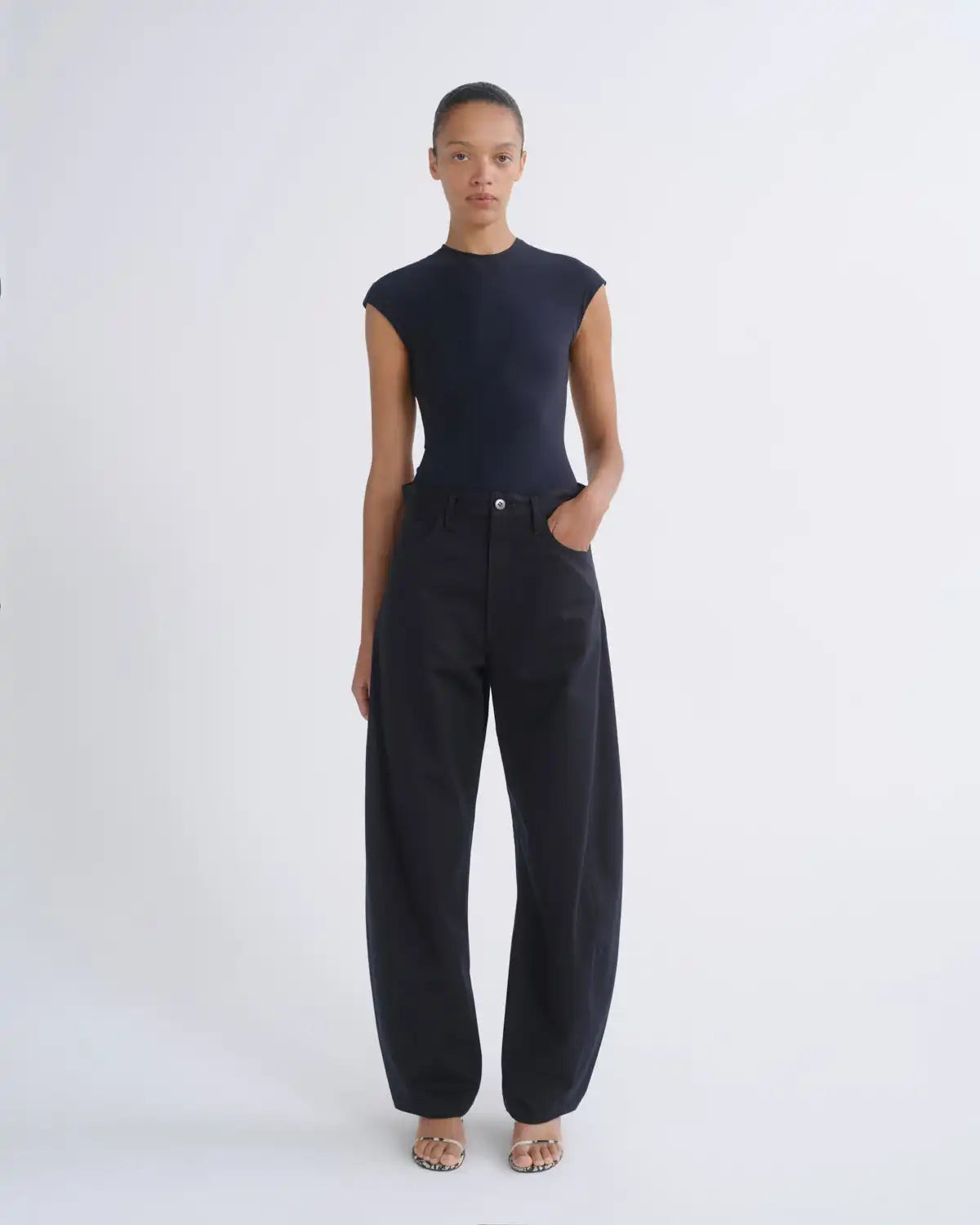 Luna Trouser in Obscura