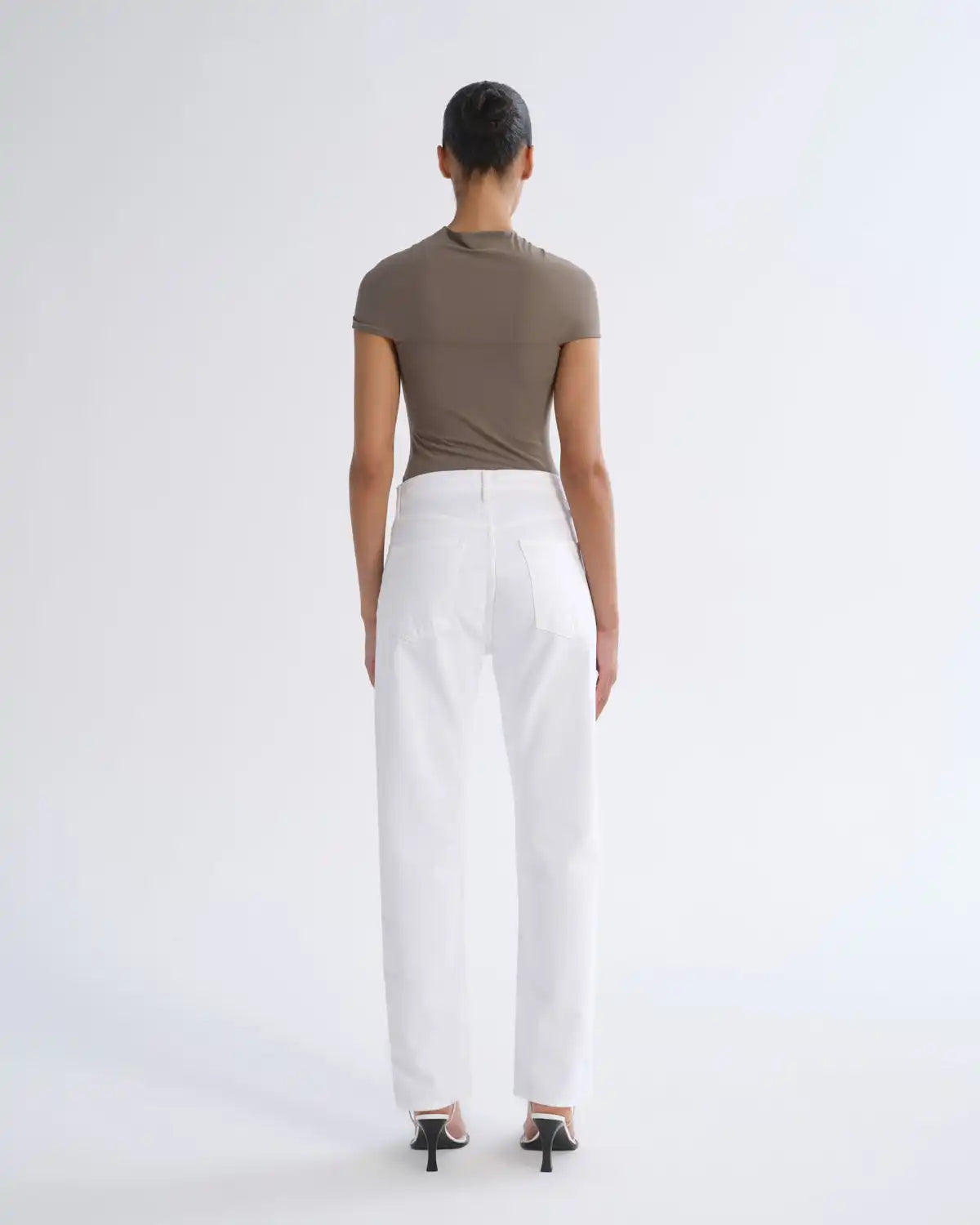 90's Pinch Waist High Rise Straight in Marshmallow