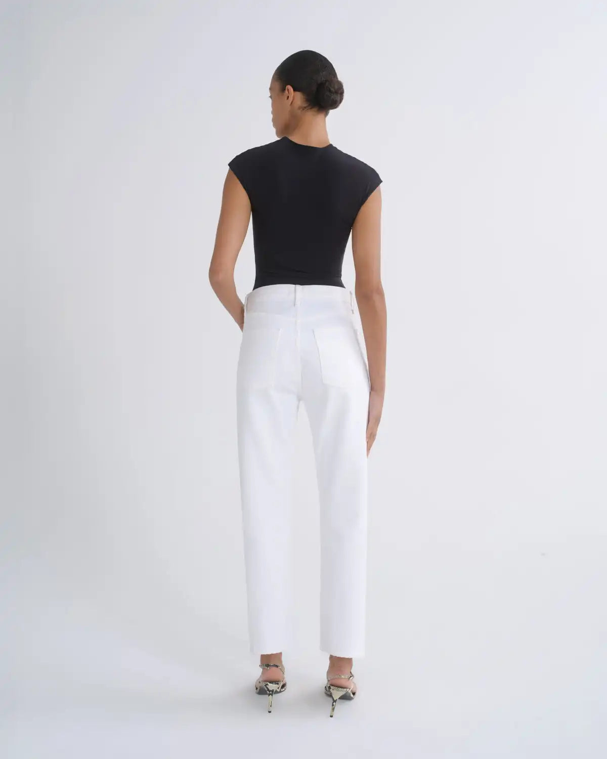 90's Pinch Waist Crop in Marshmallow