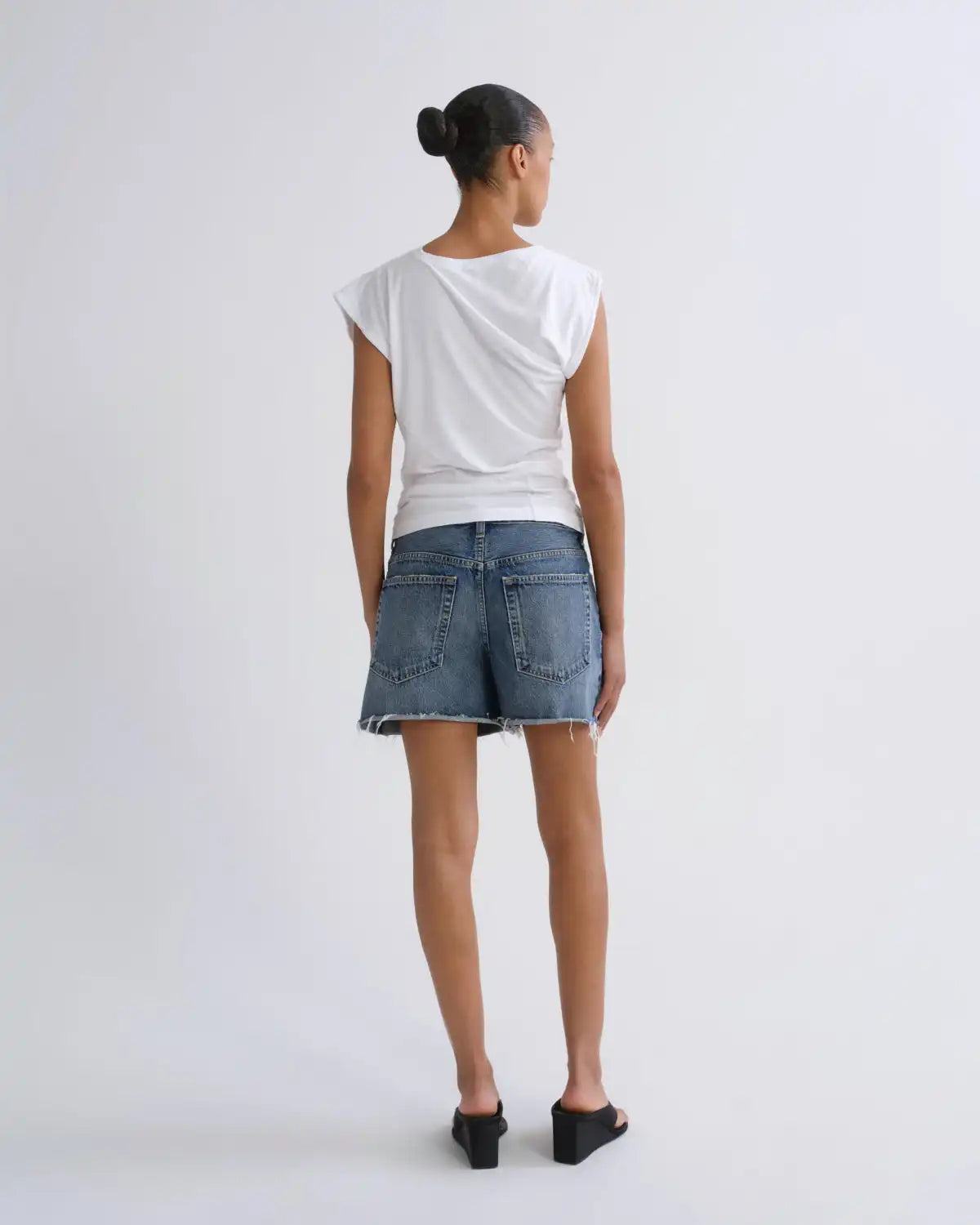 Nye Short in Bounty